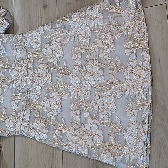 GB Girls Gold and Cream Floral Dress Size 12 - Picture 4 of 8